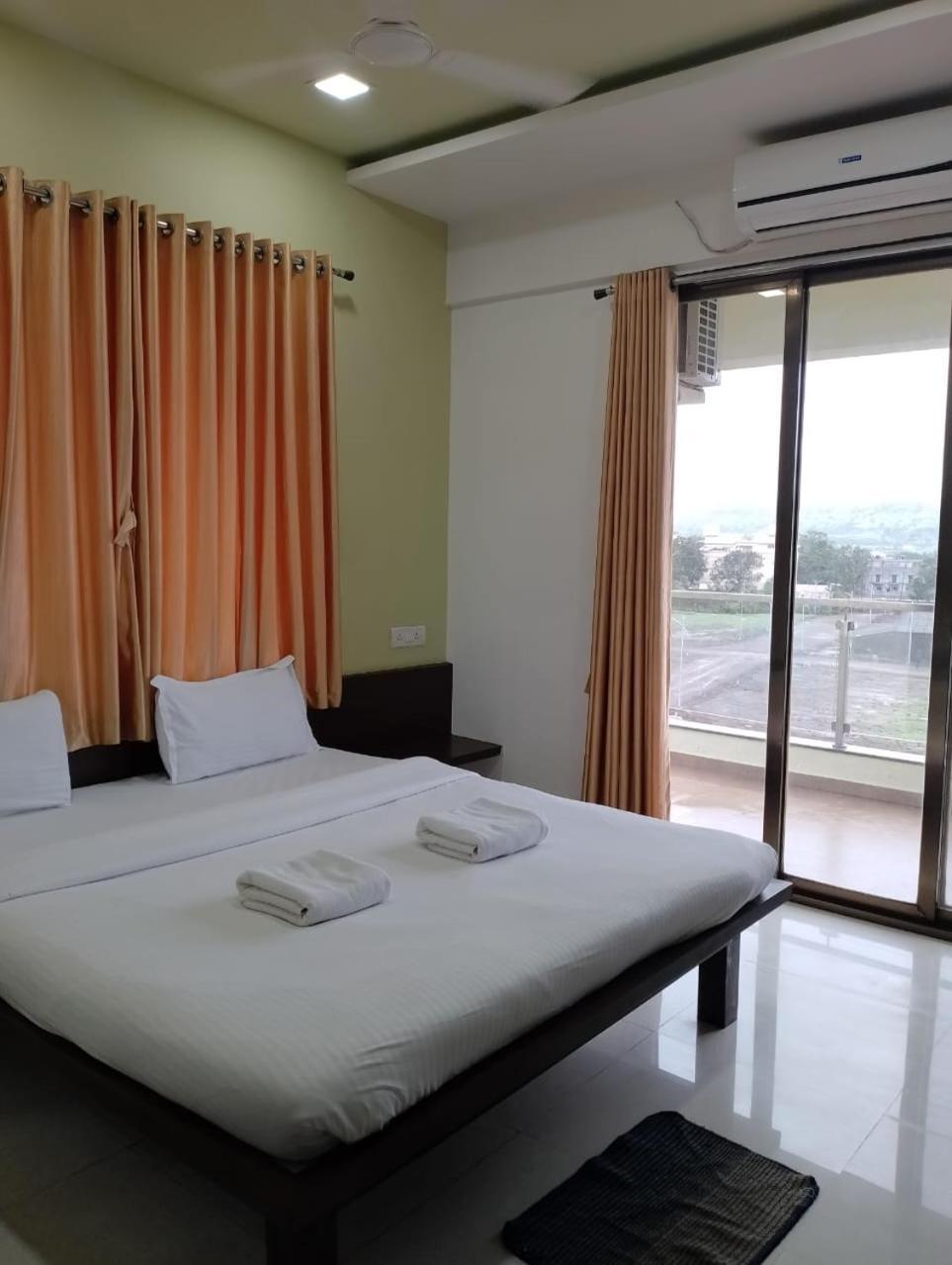 Hotel Shiva'S Inn Trimbak Bagian luar foto