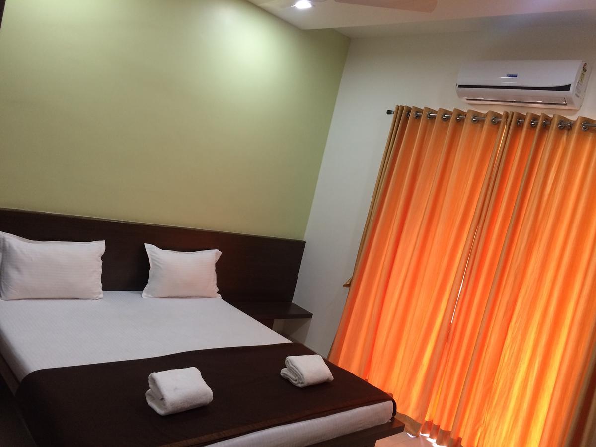 Hotel Shiva'S Inn Trimbak Bagian luar foto