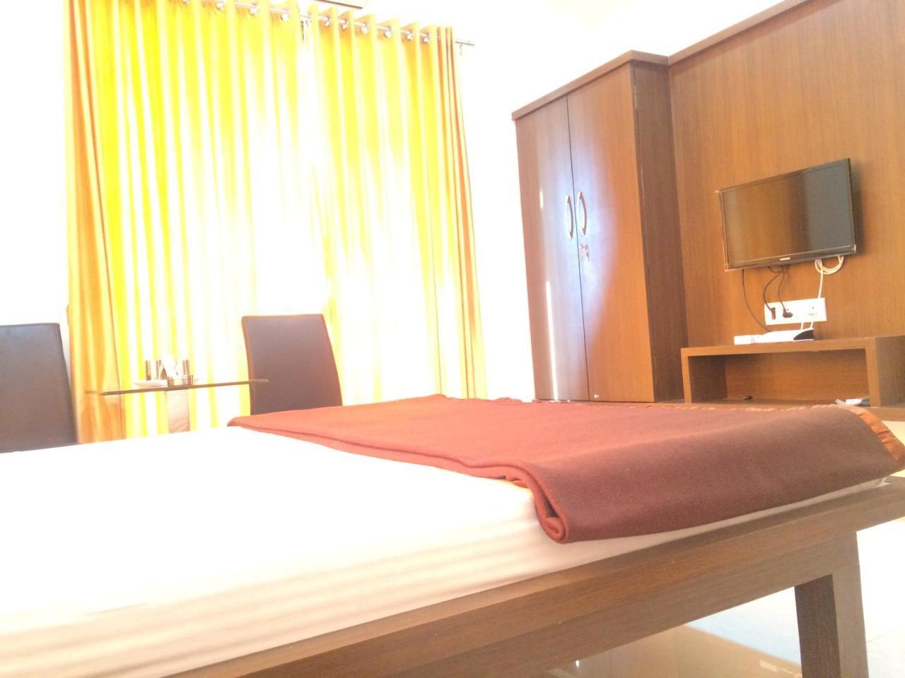 Hotel Shiva'S Inn Trimbak Bagian luar foto