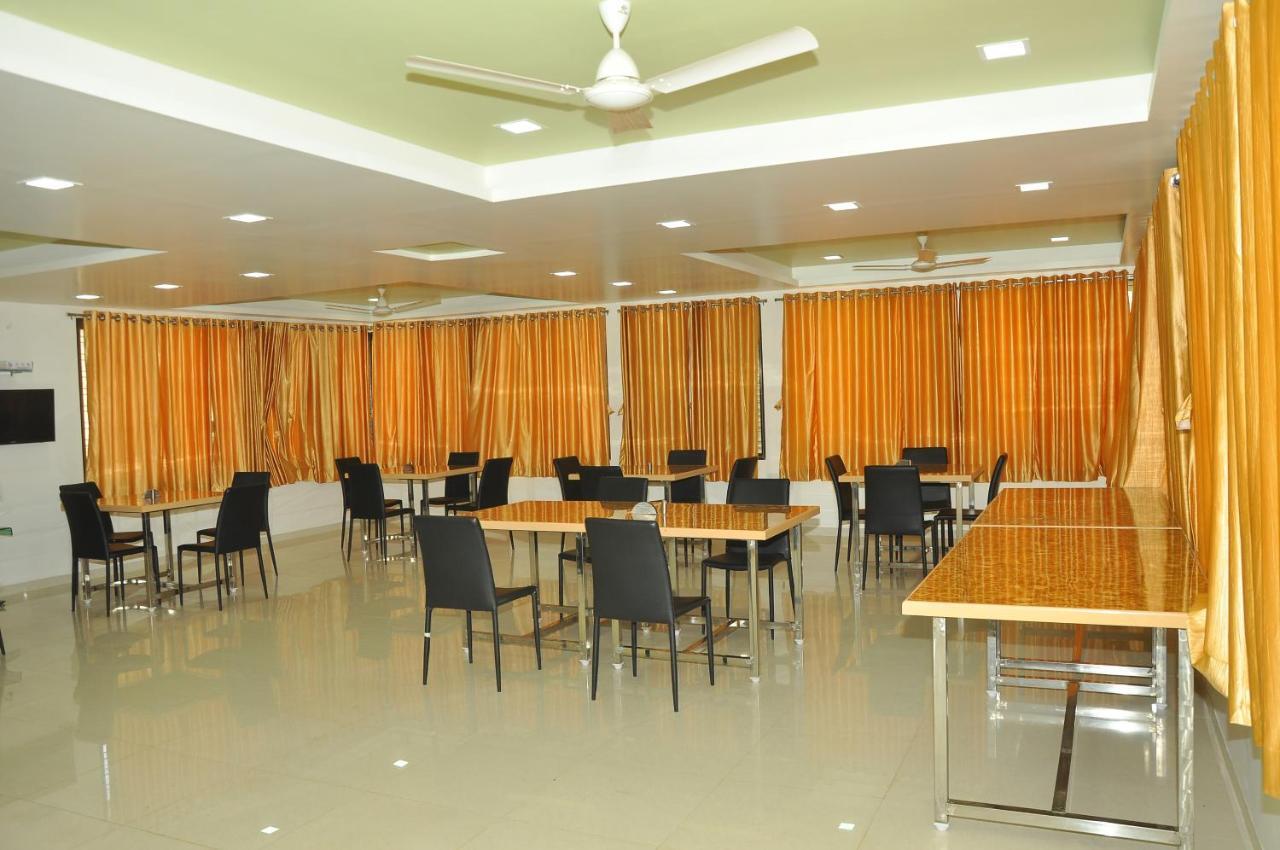 Hotel Shiva'S Inn Trimbak Bagian luar foto